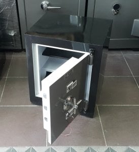 Çelik Para Kasası 55 Cm 110 Kg Gizli Bölmeli Kademeli Kilit