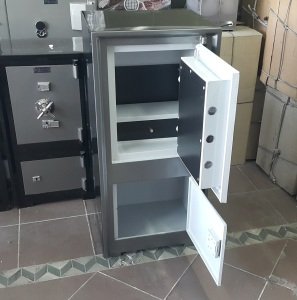 Çelik Para Kasası 105 Cm 130 Kg Dolaplı Kademeli Kilit