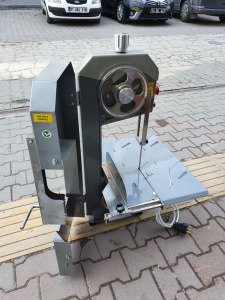 Et Kemik Kesme Testeresi 1,5 Hp Statik Boyalı
